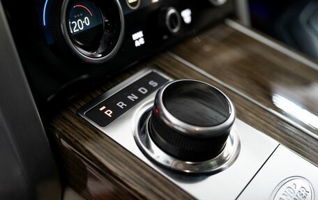 Land Rover Range Rover IV рестайлинг, 2018 год, 6 877 000 рублей, 13 фотография