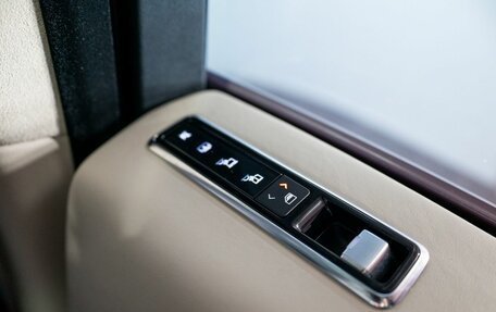 Land Rover Range Rover IV рестайлинг, 2018 год, 6 877 000 рублей, 22 фотография