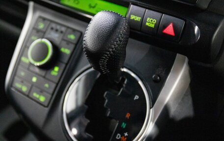 Toyota Wish II, 2010 год, 1 248 000 рублей, 15 фотография