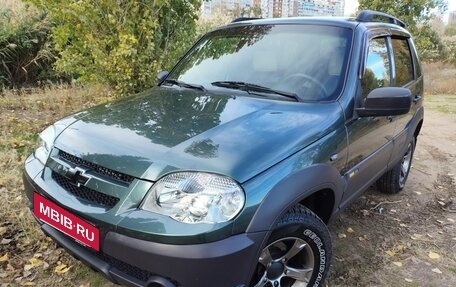Chevrolet Niva I рестайлинг, 2019 год, 1 050 000 рублей, 2 фотография