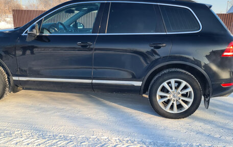 Volkswagen Touareg III, 2012 год, 1 890 000 рублей, 11 фотография