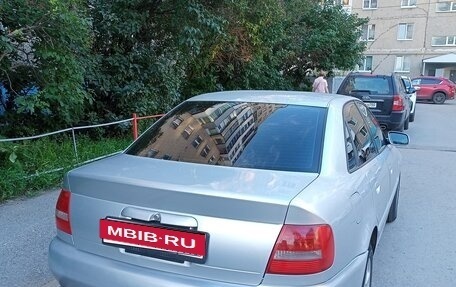 Audi A4, 2000 год, 600 000 рублей, 15 фотография