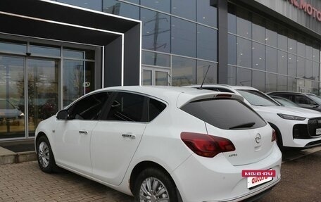 Opel Astra J, 2013 год, 690 000 рублей, 4 фотография