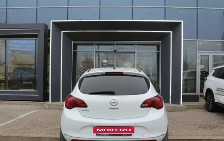 Opel Astra J, 2013 год, 690 000 рублей, 5 фотография