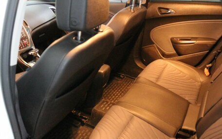 Opel Astra J, 2013 год, 690 000 рублей, 15 фотография