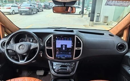 Mercedes-Benz Vito, 2021 год, 6 028 000 рублей, 7 фотография