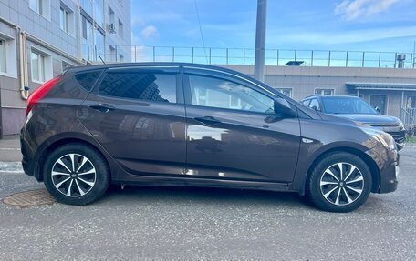 Hyundai Solaris II рестайлинг, 2015 год, 970 000 рублей, 2 фотография