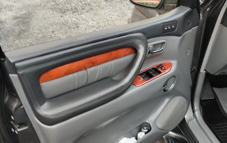 Lexus LX II, 2001 год, 1 920 000 рублей, 12 фотография