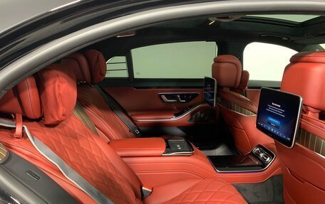 Mercedes-Benz S-Класс, 2024 год, 27 861 500 рублей, 21 фотография