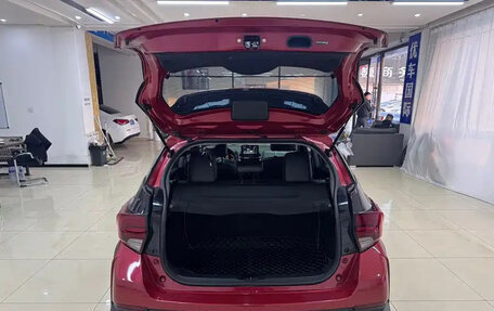 Toyota Yaris XP150 рестайлинг, 2022 год, 915 000 рублей, 7 фотография