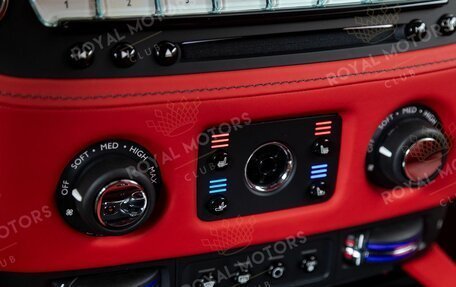 Rolls-Royce Wraith, 2020 год, 35 500 000 рублей, 13 фотография