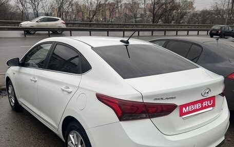 Hyundai Solaris II рестайлинг, 2018 год, 1 500 000 рублей, 4 фотография