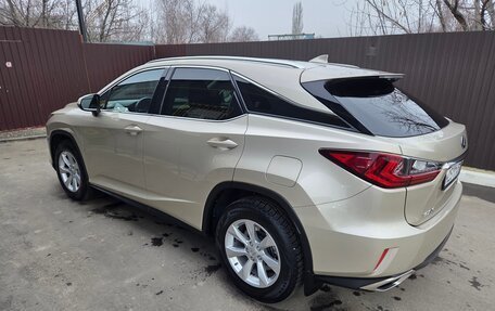 Lexus RX IV рестайлинг, 2016 год, 3 500 000 рублей, 4 фотография