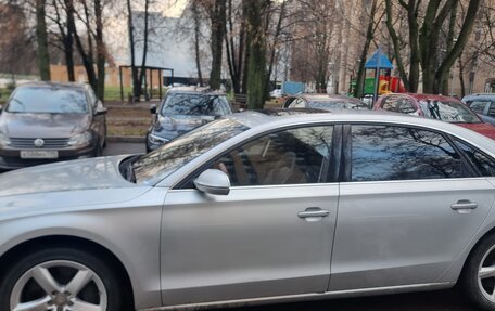 Audi A8, 2011 год, 1 050 000 рублей, 2 фотография