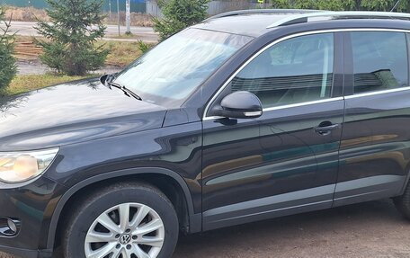 Volkswagen Tiguan I, 2010 год, 820 000 рублей, 2 фотография