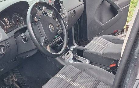 Volkswagen Tiguan I, 2010 год, 820 000 рублей, 19 фотография