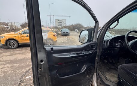 Hyundai Starex I рестайлинг, 2003 год, 650 000 рублей, 11 фотография