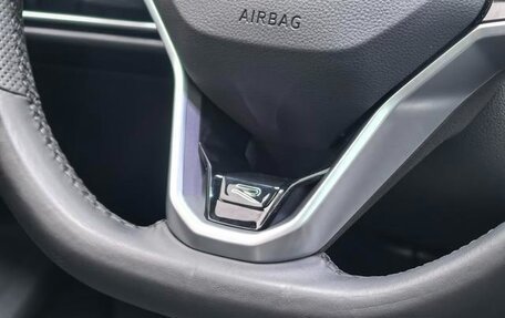 Volkswagen Golf VIII, 2022 год, 2 000 000 рублей, 13 фотография