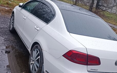 Volkswagen Passat B7, 2011 год, 899 000 рублей, 6 фотография