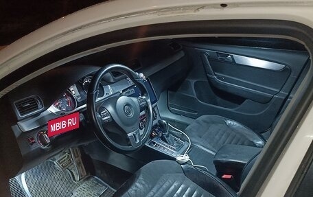 Volkswagen Passat B7, 2011 год, 899 000 рублей, 10 фотография