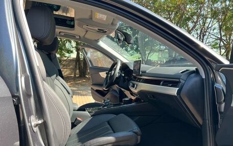 Audi A4, 2022 год, 2 130 000 рублей, 10 фотография