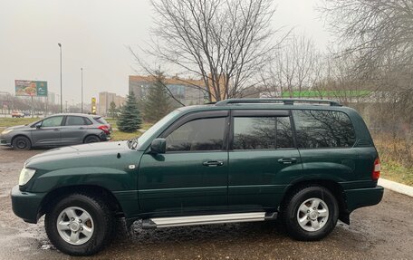 Toyota Land Cruiser 100 рестайлинг 2, 2000 год, 1 580 000 рублей, 1 фотография