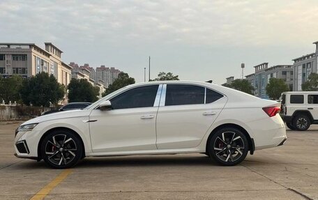 Skoda Octavia IV, 2021 год, 2 236 001 рублей, 4 фотография