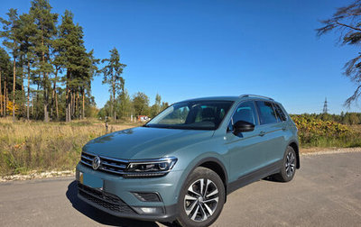 Volkswagen Tiguan II, 2019 год, 2 240 000 рублей, 1 фотография