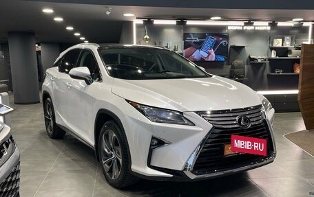 Lexus RX IV рестайлинг, 2017 год, 4 380 000 рублей, 2 фотография