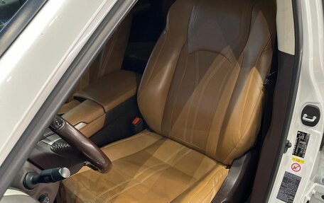 Lexus RX IV рестайлинг, 2017 год, 4 380 000 рублей, 10 фотография