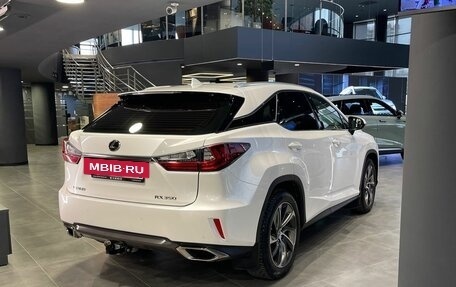 Lexus RX IV рестайлинг, 2017 год, 4 380 000 рублей, 4 фотография