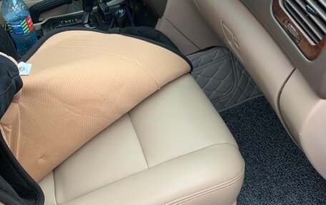 Toyota Land Cruiser 100 рестайлинг 2, 2000 год, 1 580 000 рублей, 9 фотография