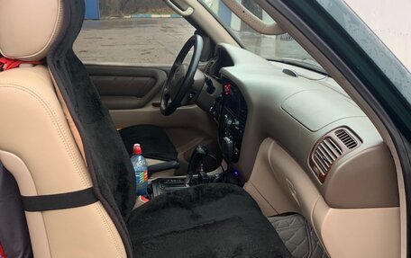 Toyota Land Cruiser 100 рестайлинг 2, 2000 год, 1 580 000 рублей, 10 фотография