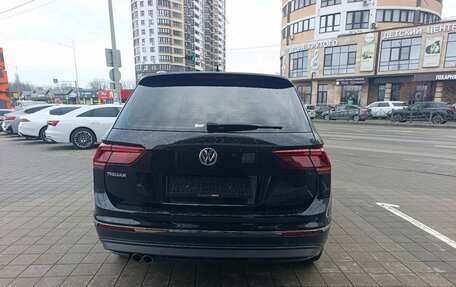 Volkswagen Tiguan II, 2019 год, 2 690 000 рублей, 6 фотография