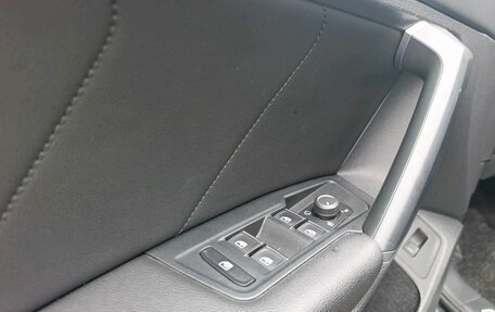 Volkswagen Tiguan II, 2019 год, 2 690 000 рублей, 12 фотография