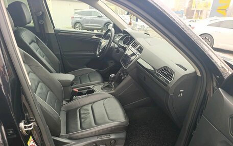 Volkswagen Tiguan II, 2019 год, 2 690 000 рублей, 26 фотография