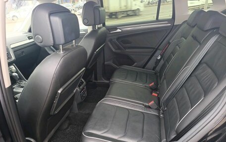 Volkswagen Tiguan II, 2019 год, 2 690 000 рублей, 22 фотография