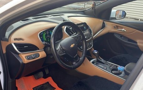 Chevrolet Volt II, 2017 год, 1 800 000 рублей, 2 фотография