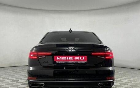 Audi A4, 2019 год, 2 399 000 рублей, 5 фотография