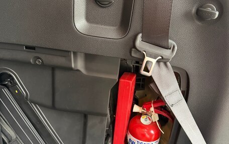 KIA Carnival, 2020 год, 3 580 000 рублей, 27 фотография