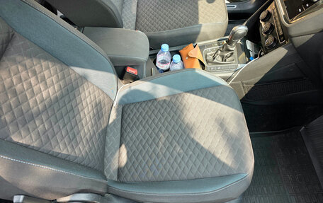 Volkswagen Tiguan II, 2019 год, 2 240 000 рублей, 30 фотография