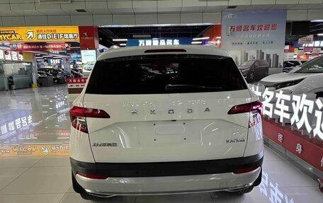 Skoda Karoq I, 2022 год, 2 031 000 рублей, 4 фотография