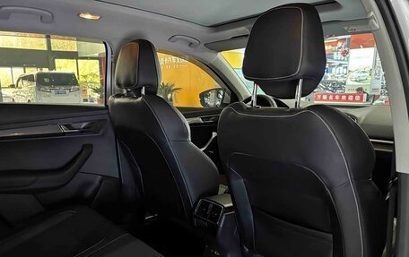 Skoda Karoq I, 2022 год, 2 031 000 рублей, 19 фотография