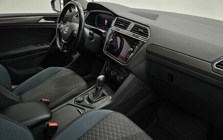 Volkswagen Tiguan II, 2019 год, 2 890 000 рублей, 3 фотография