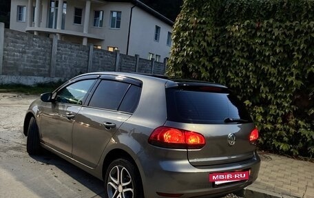 Volkswagen Golf VI, 2010 год, 690 000 рублей, 2 фотография