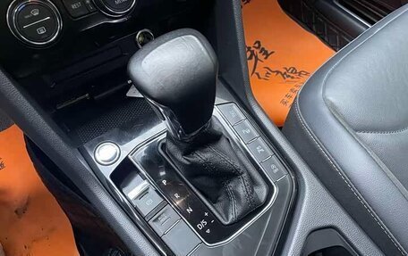 Volkswagen Tiguan II, 2021 год, 3 471 000 рублей, 12 фотография