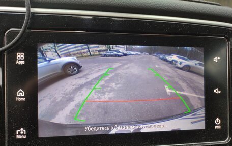 Mitsubishi Outlander III рестайлинг 3, 2018 год, 2 200 000 рублей, 13 фотография