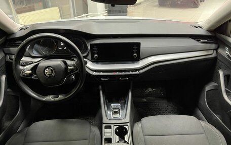 Skoda Octavia IV, 2021 год, 1 499 000 рублей, 10 фотография