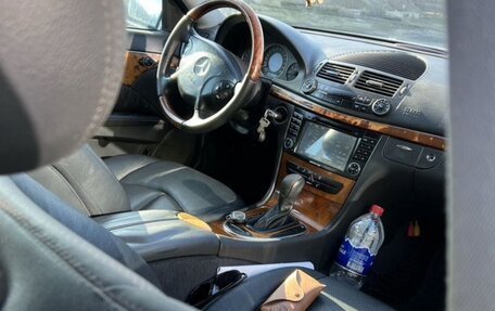 Mercedes-Benz E-Класс, 2002 год, 950 000 рублей, 6 фотография