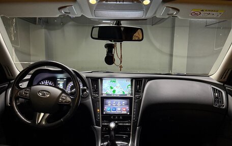 Infiniti Q50 I рестайлинг, 2017 год, 2 500 000 рублей, 10 фотография